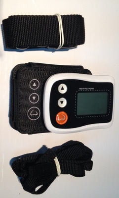 White Mobile Holter ECG Monitoring Device With LED Holter Recorder